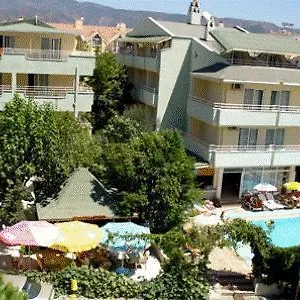 Apart Otel Banana **