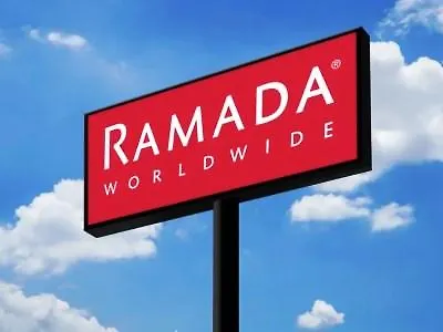 Hotel Ramada By Wyndham New York Times Square West